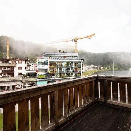 Zentrale Penthouse Im Haus Padrun *