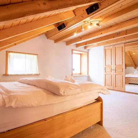 Apartment Penthouse Im Haus Padrun1-weisshornbahn-arosa Zentrum-top Lage Arosa