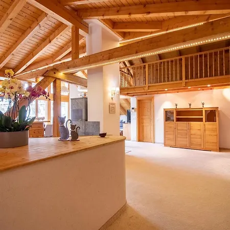 Zentrale Penthouse Im Haus Padrun * Arosa